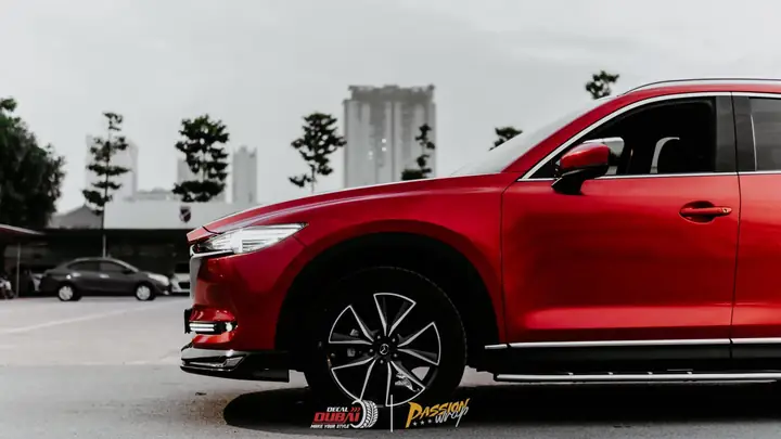 Dán Xe Mazda Đỏ Đen: Biến Tấu Ngoại Thất Độc Đáo Và Sang Trọng