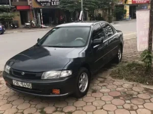 Đánh Giá Chi Tiết Mazda 323 Đời 2000: Hồi Ức Về Một Huyền Thoại Phổ Thông