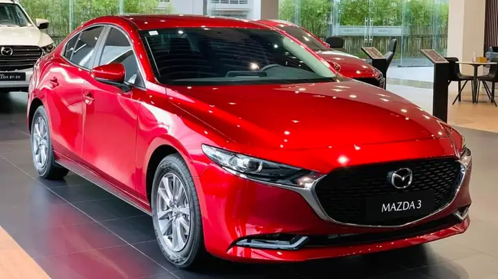 Đánh Giá Xe Mazda 3 1.5 Fl: Chi Tiết Từ Ngoại Thất Đến Vận Hành