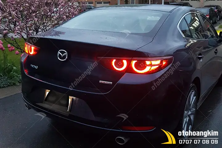 Đèn An Ninh Trên Mazda 3: Tìm Hiểu Chi Tiết Từ A-z