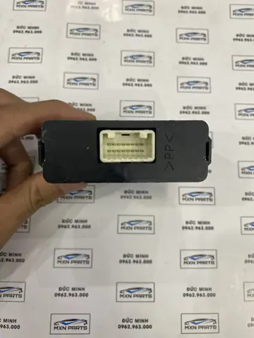 Điều Khiển Đèn Chiếu Sáng Mazda 3: Hướng Dẫn Toàn Diện Và Các Lưu Ý