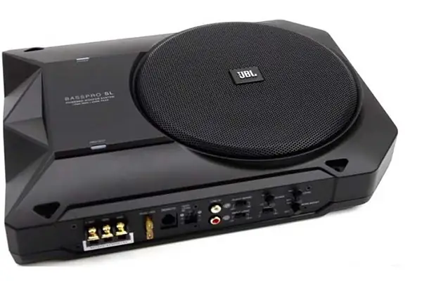 Độ Âm Thanh Cho Mazda 3: Nâng Cấp Trải Nghiệm Nghe Nhạc Trên Xe