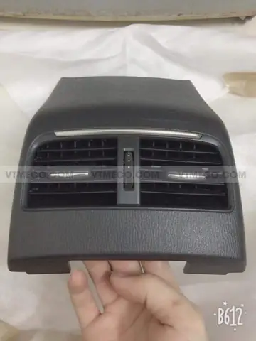 Cửa Gió Điều Hòa Sau Xe Mazda: Lựa Chọn Nào Tốt Nhất Cho Sự Thoải Mái?