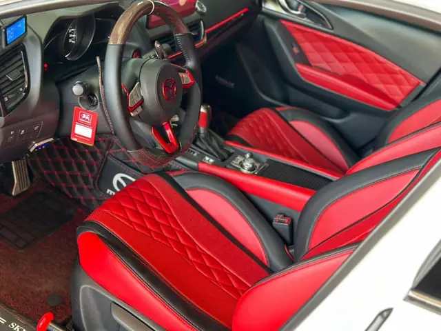 Độ Nội Thất Mazda 3 Facelift: Nâng Cấp Trải Nghiệm Lái Xe Toàn Diện