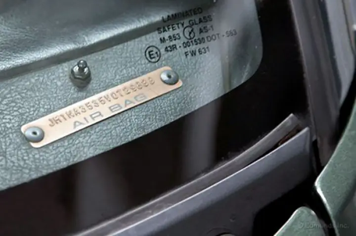 Cách Tra Cứu Và Giải Mã Số Vin Ô Tô Cho Người Mới