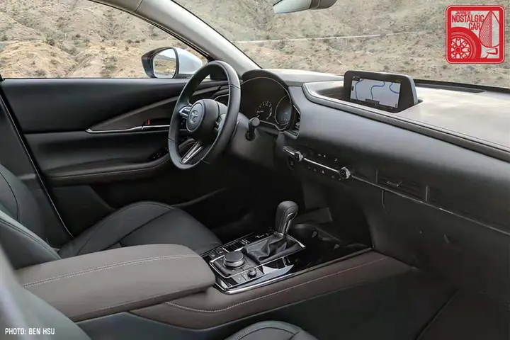 Mazda Có Sản Xuất Xe Không Có Trợ Lực Lái Không? Câu Trả Lời Dành Cho Bạn