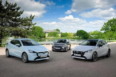 Đối Thủ Của Mazda 2: Cuộc So Tay Nảy Lửa Trên Thị Trường Xe Hatchback