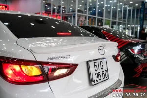 Hướng Dẫn Lắp Đuôi Gió Mazda 2 – Bước Đầu Tối Ưu Cánh Lướt Gió