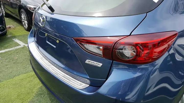 Đuôi Xe Mazda 3 Xanh 45b: Ý Nghĩa, Cách Nhận Biết Và Ứng Dụng