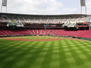 Mazda Zoom-zoom Stadium Hiroshima: Khám Phá Sân Vận Động Đa Năng Độc Đáo