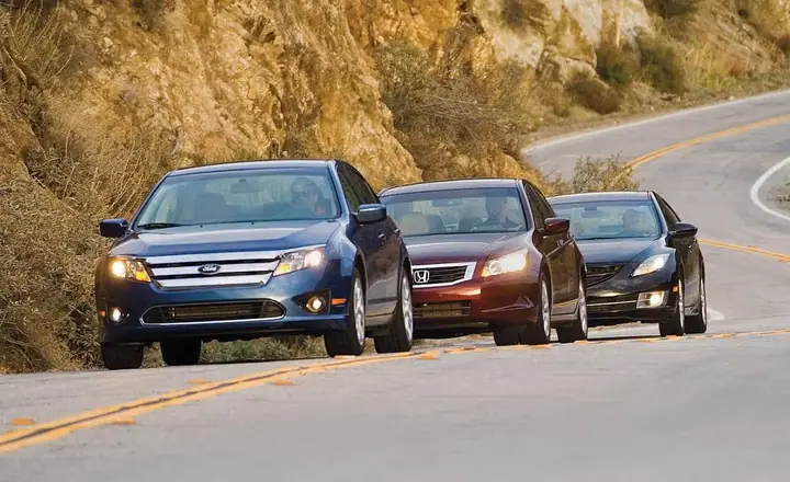 Ford Fusion Vs Mazda 6: Đâu Là Lựa Chọn Tốt Nhất Cho Bạn?