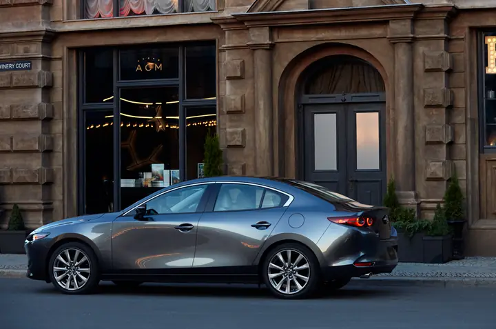 Tại Sao Mazda Được Coi Là 'game Changer' Trong Ngành Công Nghiệp Ô Tô? Tại Sao Mazda Được Coi Là 'game Changer' Trong Ngành Công Nghiệp Ô Tô?