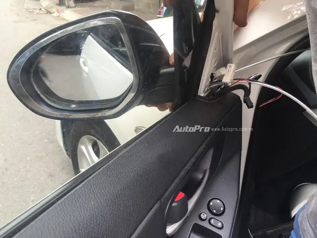 Gắng Chống Trộm Gương Mazda 3: Bảo Vệ Xế Yêu Hiệu Quả Khỏi Kẻ Gian