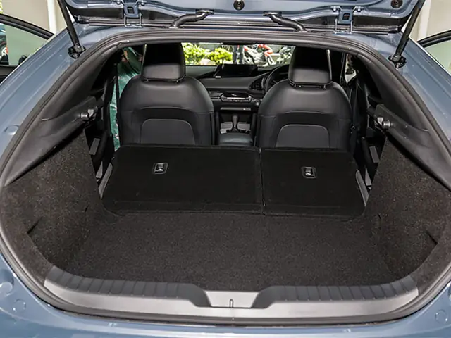 Hướng Dẫn Cách Gập Hàng Ghế Sau Mazda 3 Nhanh Gọn, Mở Rộng Cốp