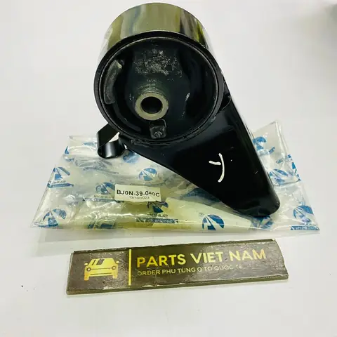 Giá Chân Máy Xe Mazda 323 Đời 2004: Thông Tin Cần Biết