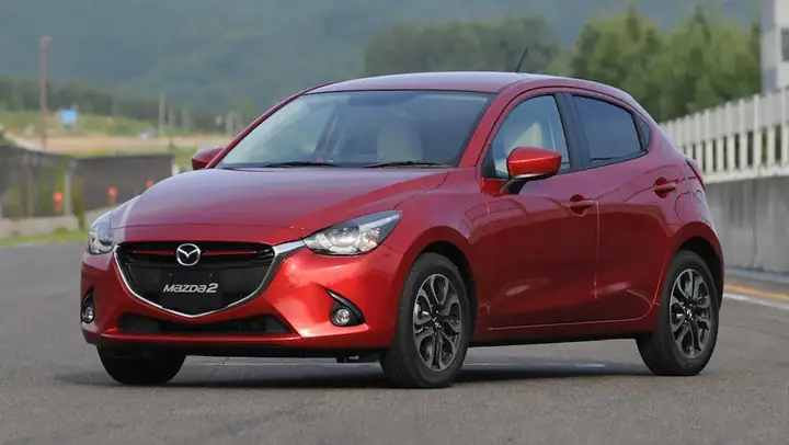 Mazda 2 Hb 2015: Cập Nhật Giá Cả Và Đánh Giá Chi Tiết