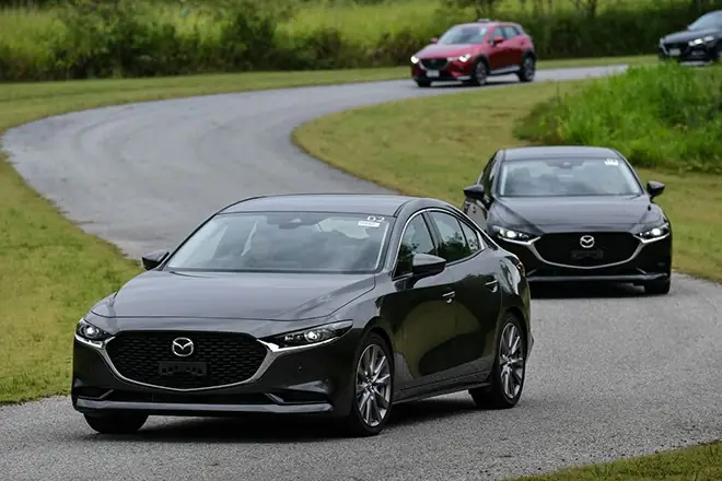 Giá Mazda 3 Tháng 5: Cập Nhật Chi Tiết Và Yếu Tố Ảnh Hưởng