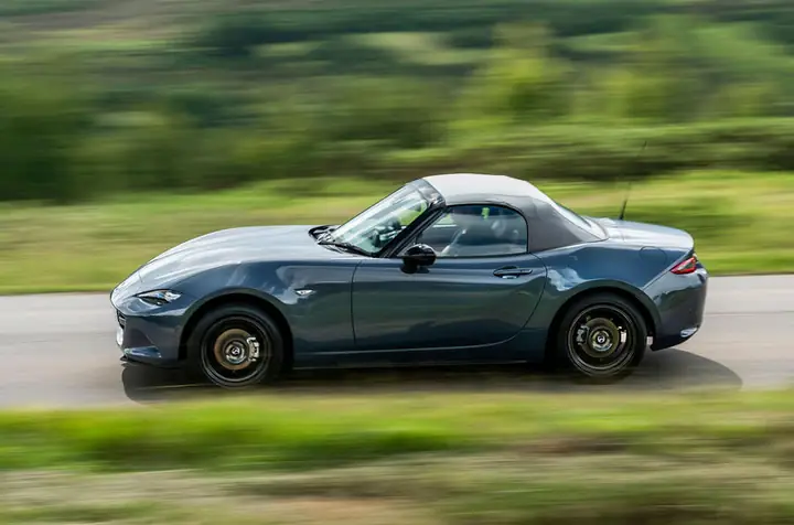 Giá, Thông Số Và Ưu Nhược Điểm Mazda Mx-5 2026 Cho Người Yêu Thể Thao