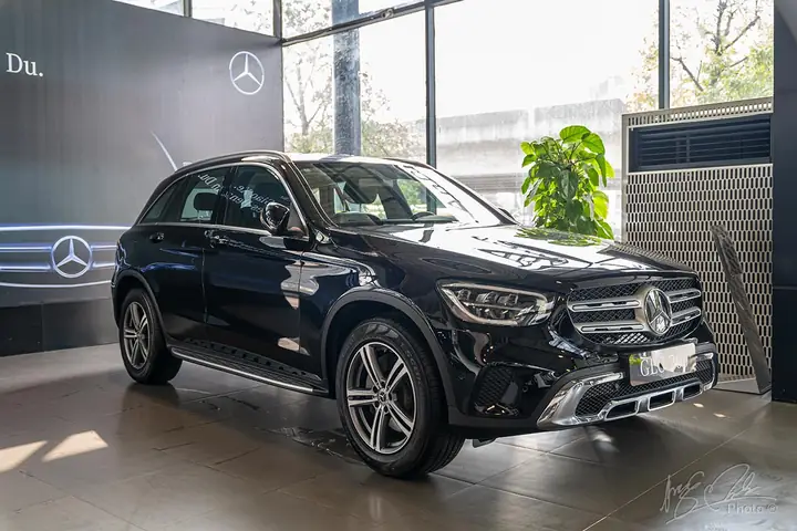 Mercedes-benz Glc 200 Hay Mazda 6: Đâu Là Lựa Chọn Xứng Đáng Cho Người Tiêu Dùng Việt?