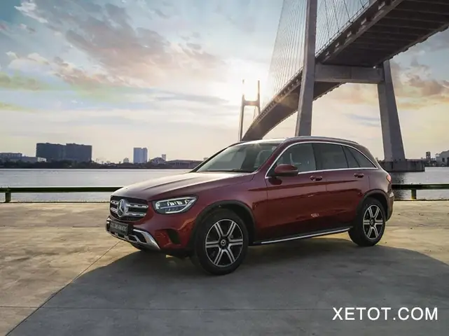 Mercedes-benz Glc 200 Hay Mazda 6: Đâu Là Lựa Chọn Xứng Đáng Cho Người Tiêu Dùng Việt?