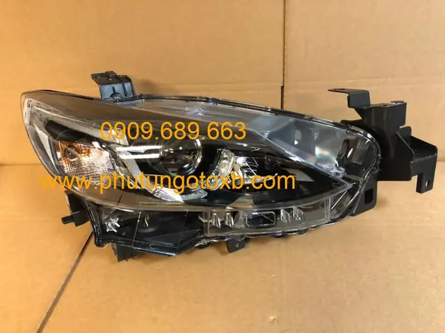 Hệ Thống Đèn Trên Xe Mazda: Tìm Hiểu Chi Tiết Và Các Tính Năng Hiện Đại