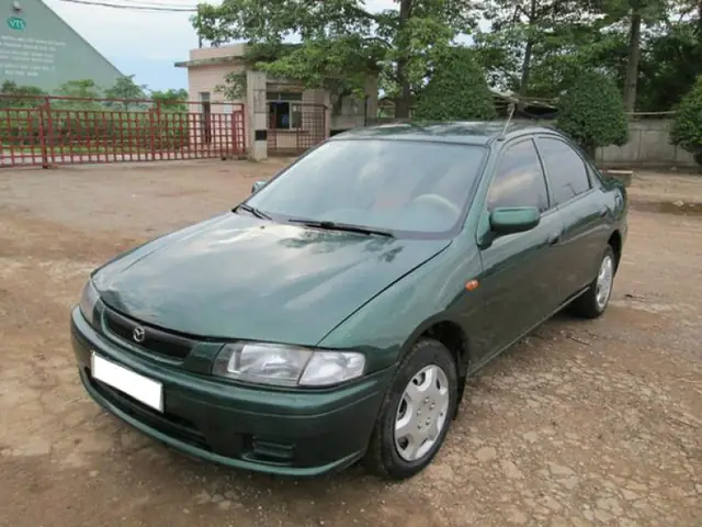 Hội Mazda 323: Đánh Giá Chi Tiết Dòng Xe Cổ Điển Đáng Mua