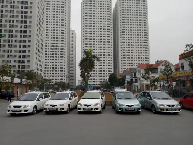 Đánh Giá Chi Tiết Mazda Premacy