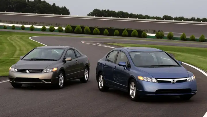 Honda Civic 2006 Vs Mazda 6 2006: Cuộc Đối Đầu Xe Sedan Tầm Trung