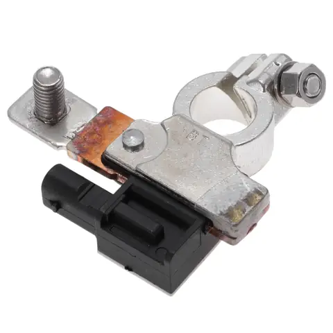 Cảm Biến Nắp Capo Mazda 3: Nguyên Nhân Lỗi Pin Yếu Và Cách Khắc Phục