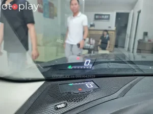 Hud Cho Mazda 3: Đánh Giá Chi Tiết Công Nghệ Hiển Thị Thông Tin Trên Kính Lái