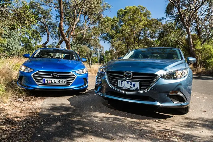Hyundai Elantra Và Mazda 3: So Sánh Chi Tiết Để Đưa Ra Lựa Chọn Hoàn Hảo