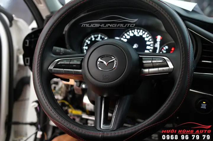 Mazda 3 Interface Made In Korean: Khám Phá Và Đánh Giá Chi Tiết