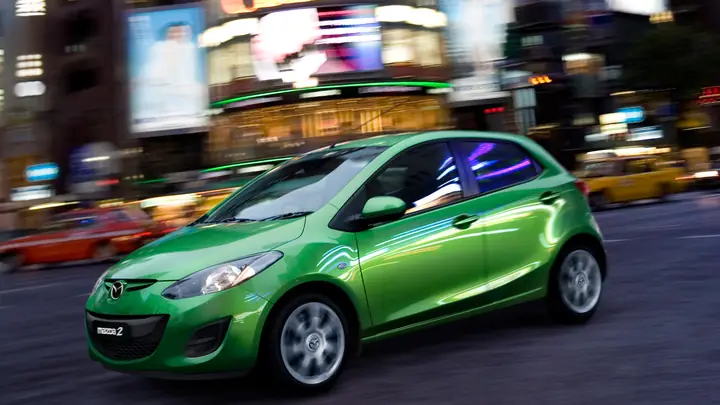 Khám Phá Mazda 2 Phiên Bản Nội: Chi Tiết, Đánh Giá Và Điểm Khác Biệt