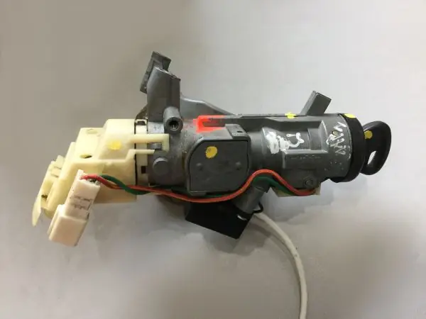 Khóa De Xe Mazda 323: Hướng Dẫn Chi Tiết Và Lưu Ý Quan Trọng