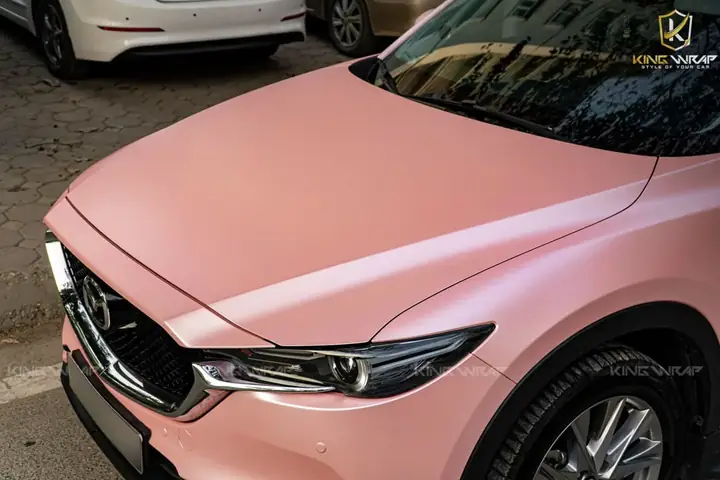 Khóa Mazda Đính Đá Màu Hồng: Nét Sang Trọng Và Cá Tính Cho Xe Của Bạn