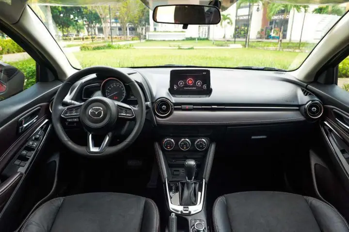 So Sánh Thông Số Mazda 2: Đánh Giá Chi Tiết Cho Người Mua