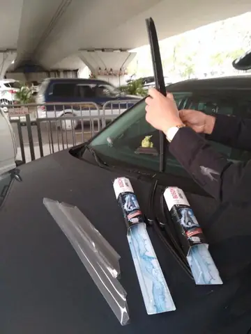 Kích Cỡ Gạt Nước Mưa Mazda 3 2009: Hướng Dẫn Chi Tiết Chọn Lựa Phù Hợp