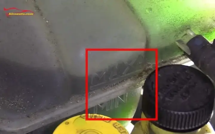 Hướng Dẫn Chi Tiết: Cách Kiểm Tra Xuất Xứ Xe Mazda 3 Chính Xác Và Nhanh Chóng