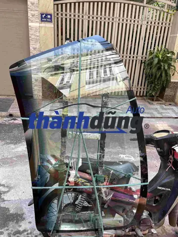 Kính Chắn Gió Xe Mazda 626: Hướng Dẫn Chi Tiết Lựa Chọn, Bảo Dưỡng Và Lắp Đặt