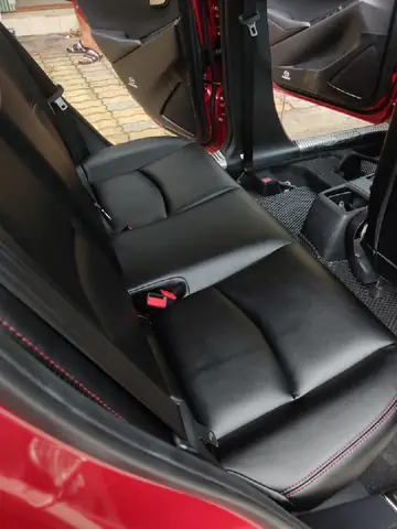 Biến Hóa Không Gian Hàng Ghế Sau Mazda 2: Mẹo Đơn Giản Giúp Xe Rộng Rãi Hơn