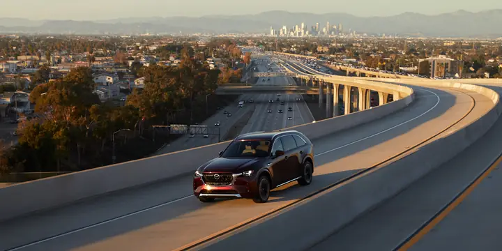 Lane Departure Warning System Mazda: Công Nghệ An Toàn Tiên Tiến Trên Xe