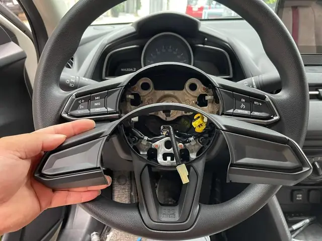 Lắp Đặt Cruise Control Cho Mazda 2: Nâng Cấp Trải Nghiệm Lái Xe Tiện Nghi