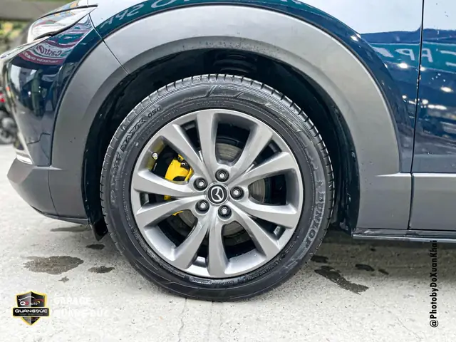 Hướng Dẫn Sơn Lazang Titan Ánh Thép Cho Mazda – Bước Tới Độ Bóng Hoàn Hảo