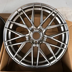 Hướng Dẫn Sơn Lazang Titan Ánh Thép Cho Mazda – Bước Tới Độ Bóng Hoàn Hảo