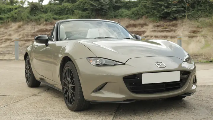 So Sánh Các Gói Thuê Mazda Mx-5 Tốt Nhất Cho Người Yêu Xe Thể Thao