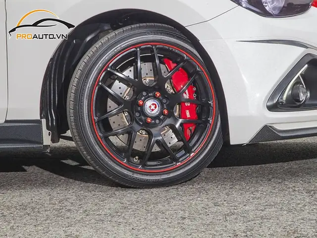 Lên Mâm Cho Mazda 2: Bí Quyết Nâng Cấp Tiện Nghi, Tăng Vẻ Sang Trọng