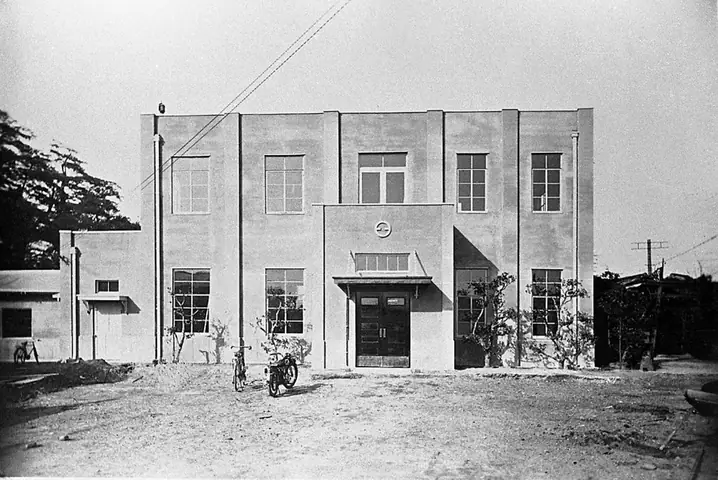 Lịch Sử Thương Hiệu Mazda: Hành Trình Từ Chiếc Xe Ba Bánh Đến Biểu Tượng Ô Tô Nhật Bản