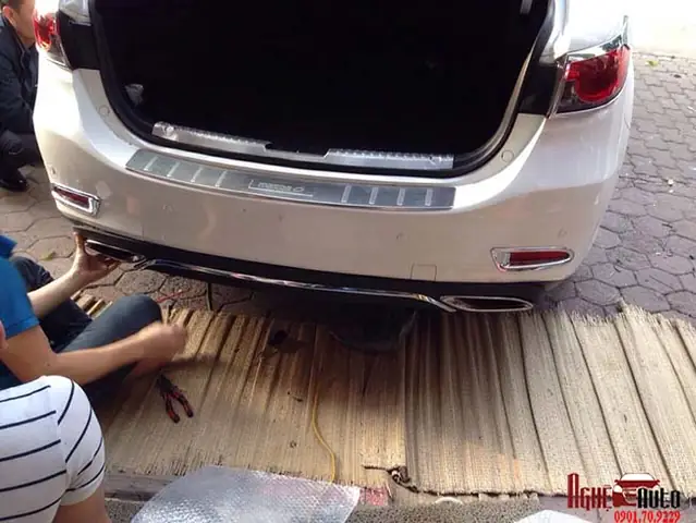 Lip Chia Pô Mazda 2: Nâng Cấp Diện Mạo, Tăng Phong Cách Cho Xe