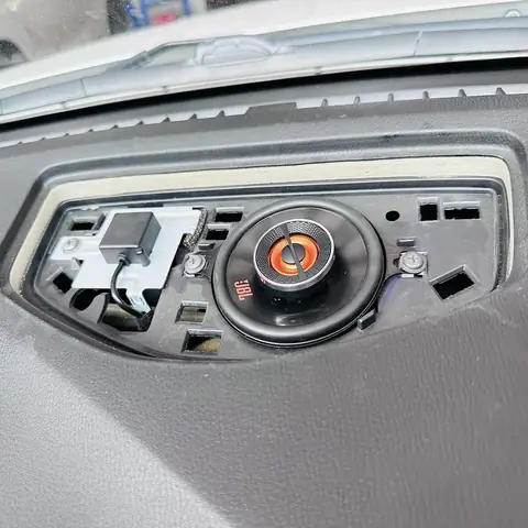 Top 5 Loa Center Mazda 3 Tốt Nhất 2026: Đánh Giá Chi Tiết Và Lựa Chọn Tối Ưu