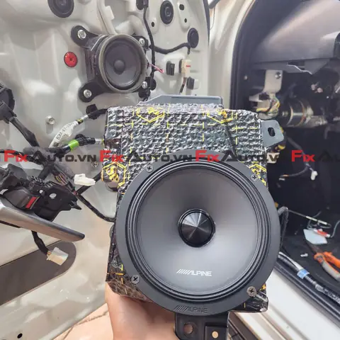 Loa Xe Hơi Mazda 3: Nâng Tầm Trải Nghiệm Âm Thanh Trên Mọi Hành Trình